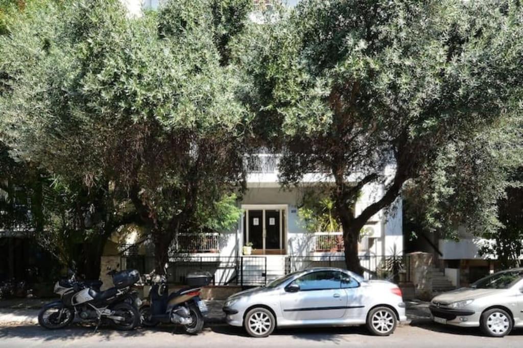 Apartment With Private Patio Athens Exterior photo